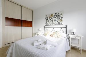 Postel nebo postele na pokoji v ubytování A&N Torrox Beach + 37 fotografií