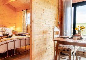 Gallery image of Rose Cabin in Devils Bridge