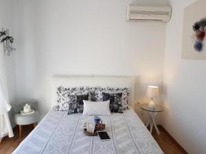 A bed or beds in a room at Villa Sevil