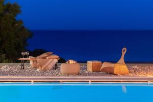 The swimming pool at or close to Villa Sevil