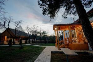 Fotografie z fotogalerie ubytování Edits Home v destinaci Dsegh