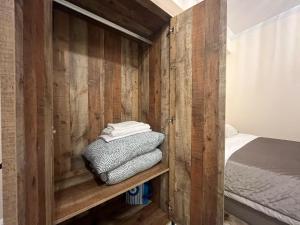 Posteľ alebo postele v izbe v ubytovaní Golden Fleece Apartment VIPGreece