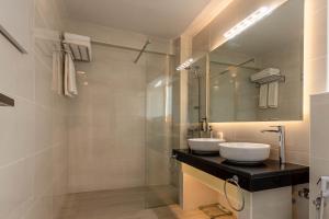 Ένα μπάνιο στο BOUTiE Suite, a KalamataStay Property