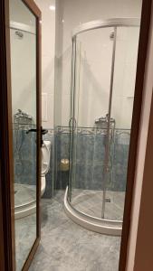 Et badeværelse på Stamopolu Parter + 7 billeder