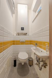 Kúpeľňa v ubytovaní Casa Mimoza Apartman By BLTN Balatonföldvár