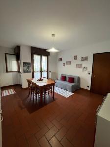 Posezení v ubytování NOALE HOUSE