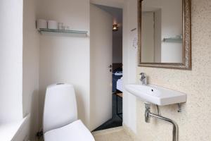 Milling Hotel Mini 19的一间浴室