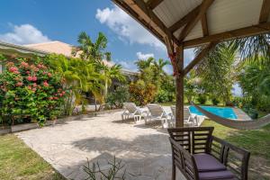 Πισίνα στο ή κοντά στο Villa Kaline