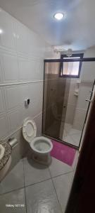 A bathroom at Pousada do Farol Bar e Restaurante
