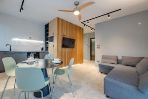 Posedenie v ubytovaní Vitorlás Wellness Apartman Siófok By BLTN