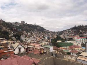 Nespecifikovaný výhled na hory nebo výhled na hory při pohledu z apartmánu + 9 fotografií