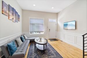 Χώρος καθιστικού στο Roof Deck Oasis near PENN and CHOP