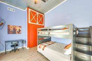 a kids room with bunk beds and a desk at Charming Vacation Home 4 Mi to Whitney Lake! in Whitney
