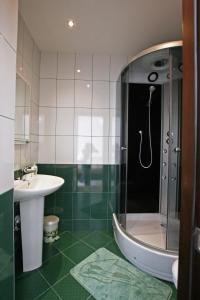 Ванная комната в Mini hotel in Observatorniy