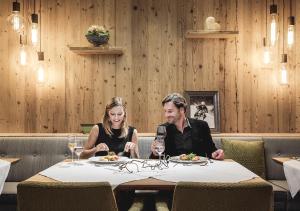 Hosté ubytování Krumers Alpin – Your Mountain Oasis