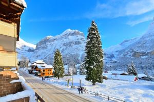 Hotel Grindelwalderhof semasa musim sejuk