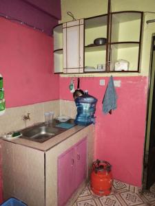Кухня або міні-кухня у Wamusa Homes at Chaka