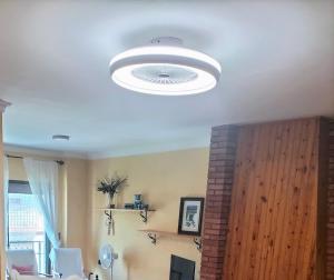 Telewizja i/lub zestaw kina domowego w obiekcie Casa Las Lomas