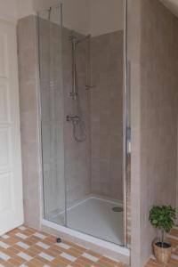 Koupelna v ubytování Pécsely House Apartman