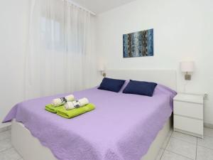 Posteľ alebo postele v izbe v ubytovaní Lovely apartment in Krk