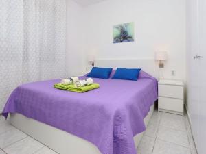 Posteľ alebo postele v izbe v ubytovaní Lovely apartment in Krk