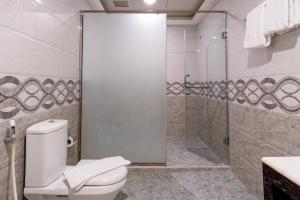 Three-Bedroom Villa with Pool View