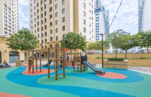 Herní místnost nebo prostor pro děti v ubytování Breathtaking Sea View Apartment