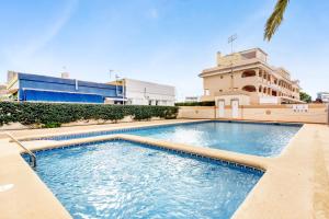 Bazén v ubytování Casa Molins nebo v jeho okolí