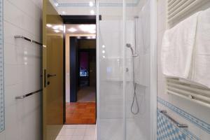 Vannituba majutusasutuses HomNest I S.Ambrogio Elegant Apt