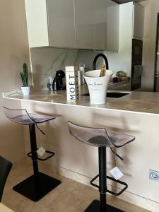 A kitchen or kitchenette at Luxury Homes Valle Del Este Resort Golf And Spa Vera, Garrucha, Mojacar