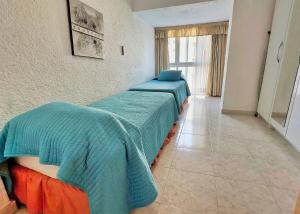 Posteľ alebo postele v izbe v ubytovaní Skol 439 Spacious and Refurbished Apartment with Sea Views