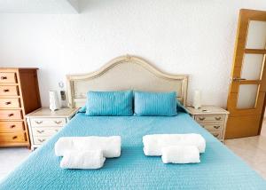 Posteľ alebo postele v izbe v ubytovaní Skol 439 Spacious and Refurbished Apartment with Sea Views
