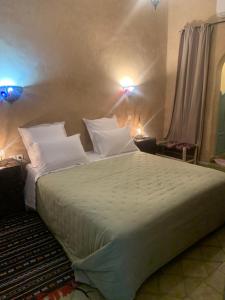 Hotel Riad Taroudant客房内的一张或多张床位
