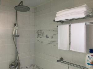 Bagno di Yailon House - TieXinQiao Metro St-ation - NanJing South Railway St-ation - 雅伦之屋-铁心桥地铁站-火车南站店