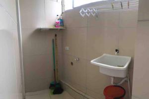 Photo de la galerie de l'établissement Apartamento três quartos no centro do Recife, à Récife