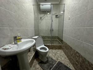 Koupelna v ubytování Ак-Бата