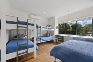 Postel nebo postele na pokoji v ubytování Lake Access - Mansfield - Sleeps 12