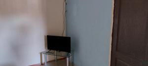 TV a/nebo společenská místnost v ubytování ARBA hotel