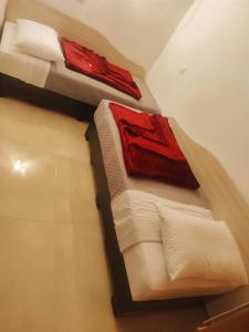 Postel nebo postele na pokoji v ubytování Precious Apartment