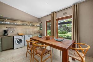 Kuchyň nebo kuchyňský kout v ubytování San Lameer 3216 - 2 Bedroom Classic - 4 pax - San Lameer Rental Agency