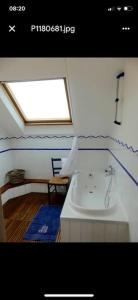 Fotografie z fotogalerie ubytování Gîte Les Chardons Bleus , les pieds dans l’eau v destinaci Pleubian