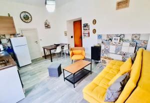 Η κουζίνα ή μικρή κουζίνα στο Casa Giulio +22 φωτογραφίες