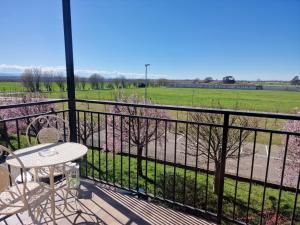 A balcony or terrace at Appartamento Divino Tramonto