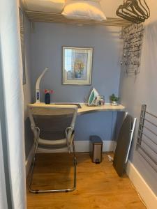 Fotografie z fotogalerie ubytování Sweetest Suite Downtown v destinaci Salmon Arm