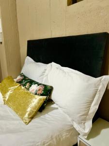 Gallery image of Tshiamo Estate in Kuruman