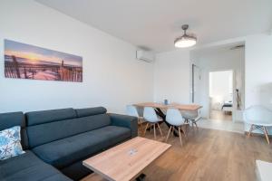 Gallery image of CROWONDER Luxury Pag New Apartments with Seaview in Pag