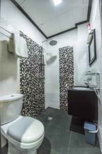 Ένα μπάνιο στο VDR Hotel