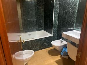 Gallery image of Hotel Portofino by InsideHome in Empuriabrava