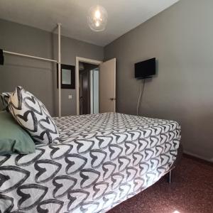 TV a/nebo společenská místnost v ubytování Apto Grande 2 hab free parking Big apartment 2rooms