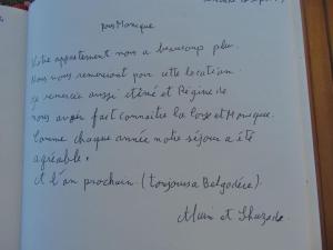 strona książki z pismem na niej w obiekcie Maison d'une chambre avec wifi a Belgodere w mieście Belgodère